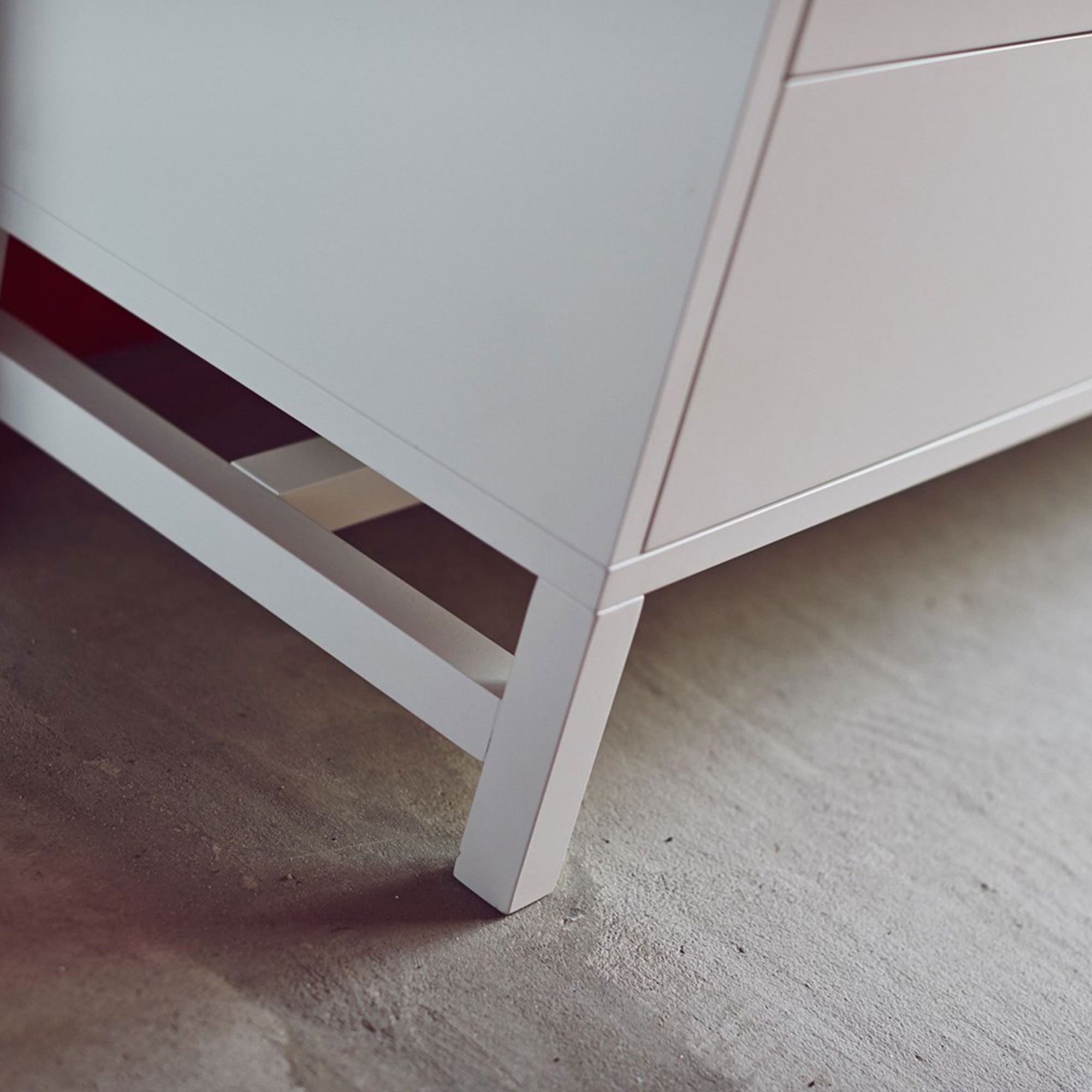 FALSTERBO Tv-bänk 180 cm