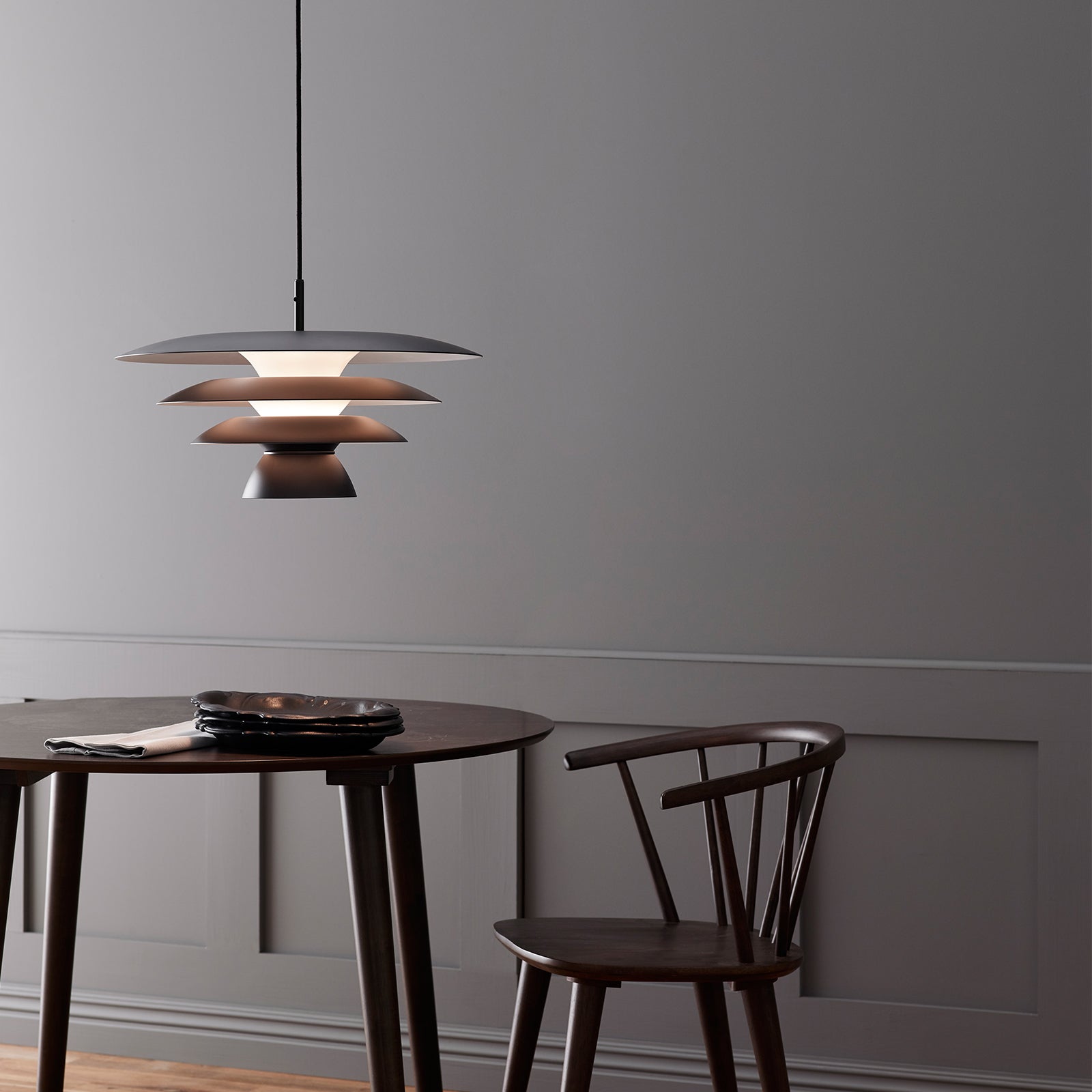 TAKLAMPA DA VINCI, svart