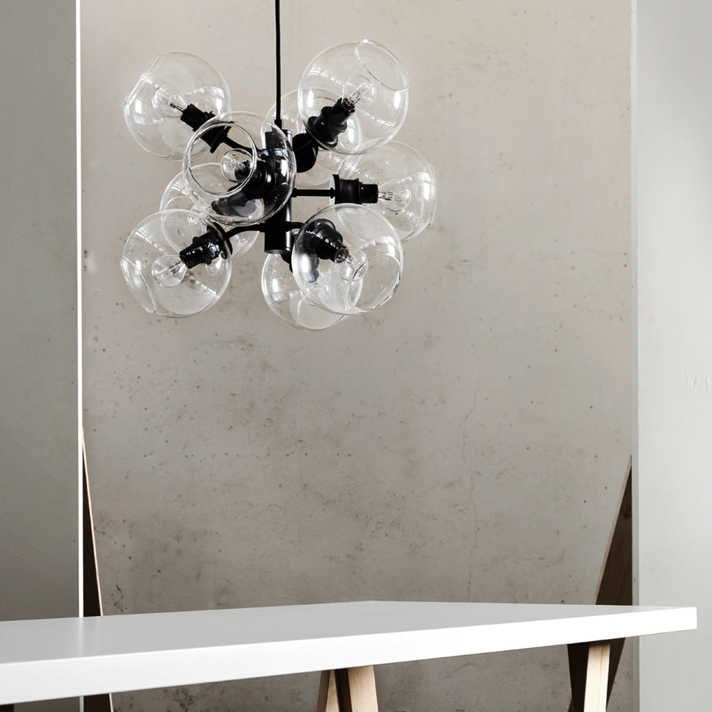 TAKLAMPA TAGE, svart klar